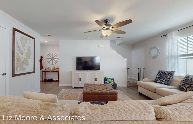 Building Photo - 4 br, 2.5 bath House - 1405 Marquis Parkway