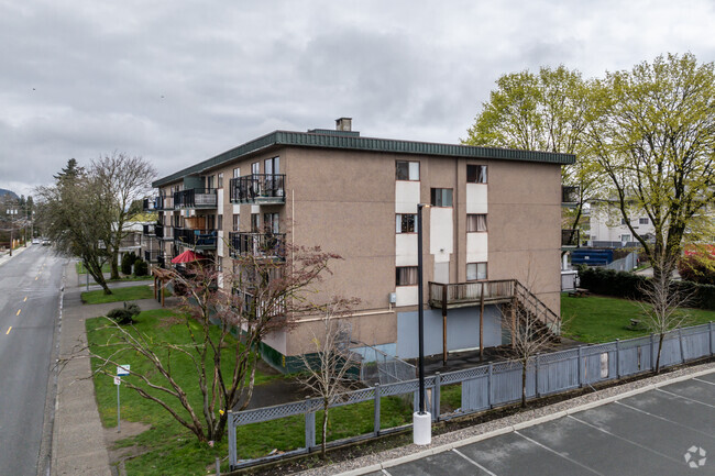 Photo du bâtiment - Mainstreet Arms Apartments Chilliwack