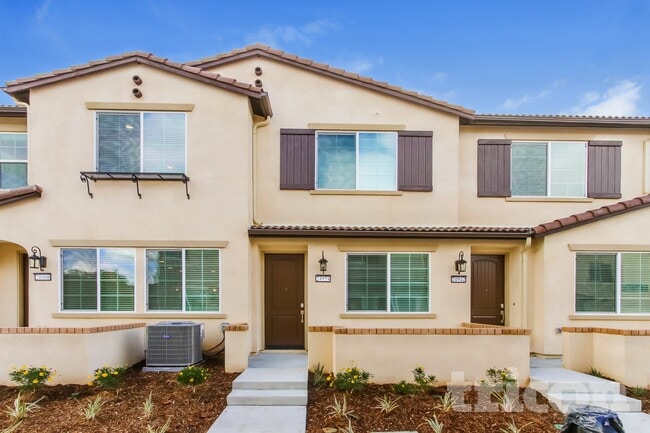 Building Photo - 24954 Padre Ct