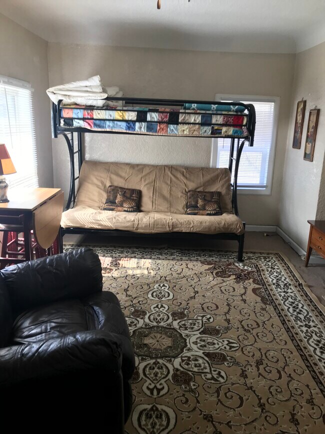 725 N Main St, Pocatello, ID 83204 725 N Main St Pocatello, ID