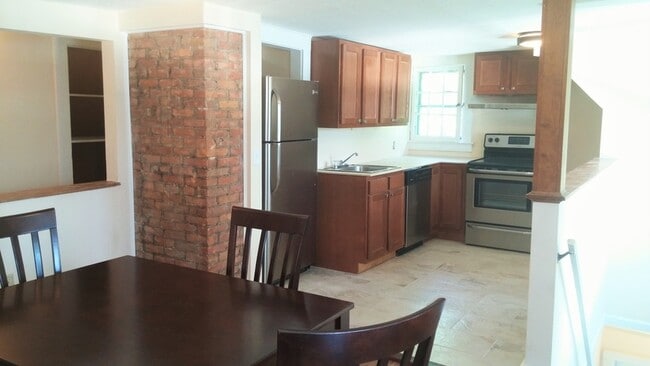 Photo - 131 Dell St Apartment