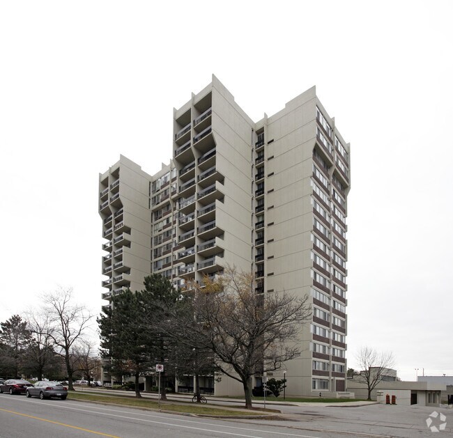 White Oaks Apartments Apartments 1297 Marlborough Ct Oakville, ON