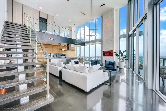 Foto del edificio - 888 Biscayne Blvd