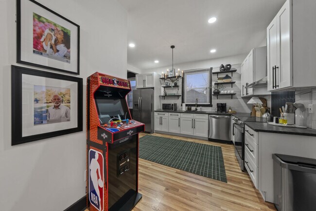 Foto del edificio - 286 Taylor Ave