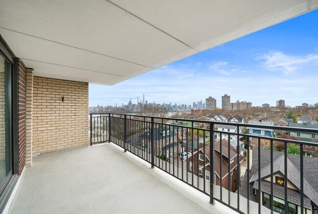 Foto del edificio - 7855 JFK Blvd E