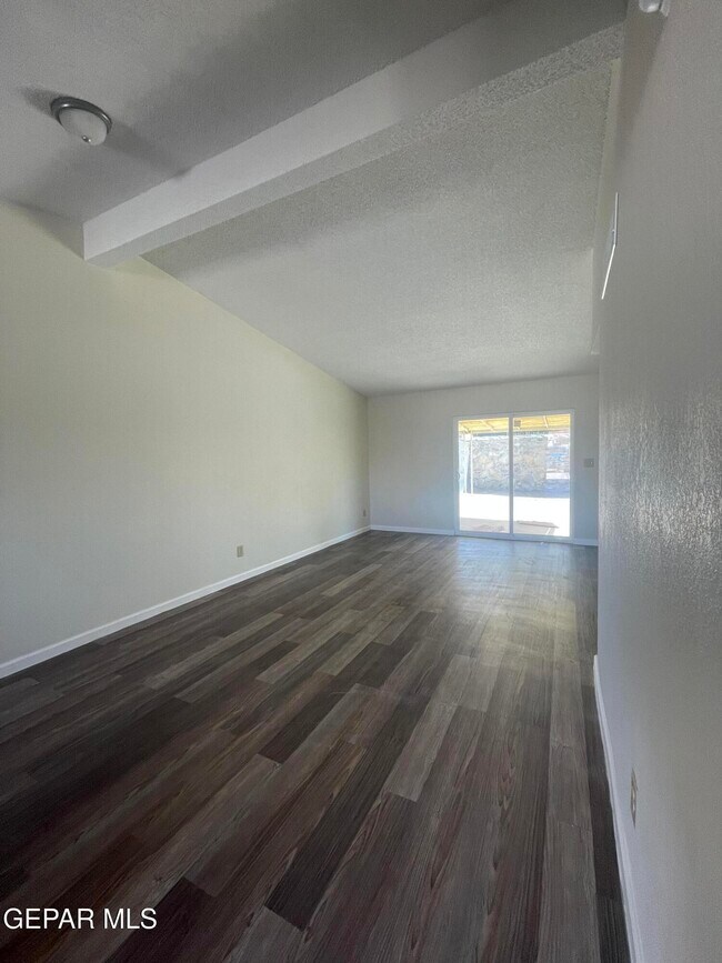 Foto del edificio - 864 Barandal Dr