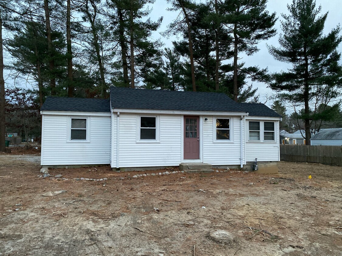 Foto principal - 70 Wampatuck St