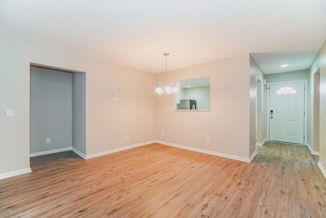 Building Photo - 3003 Chante Ct