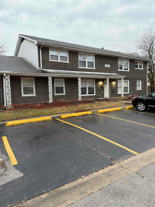 Foto principal - 14506 Cottage Grove Ave
