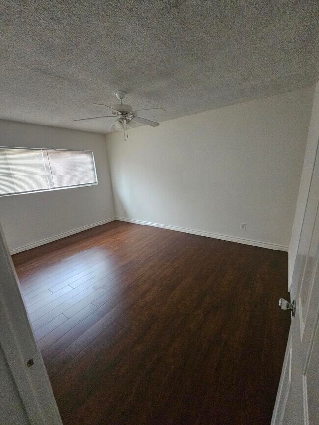 Foto del edificio - 9029 Orion Ave