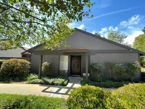 Building Photo - 1287 Tarryglen Ln