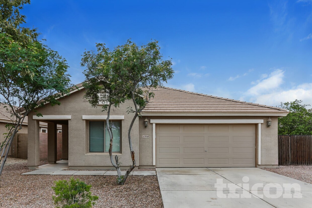 Foto principal - 30568 N Zircon Dr