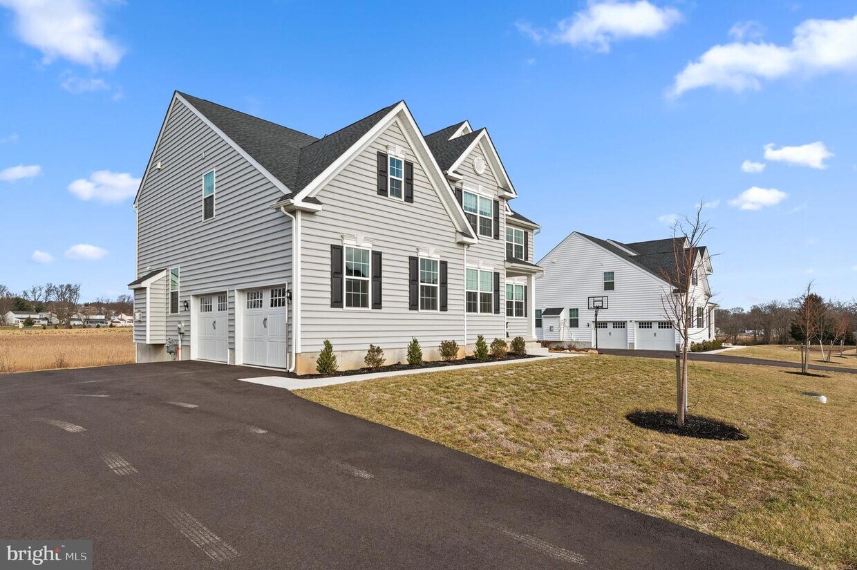 122 Markley Farm Cir, Trooper, PA 19403 House Rental in Trooper, PA