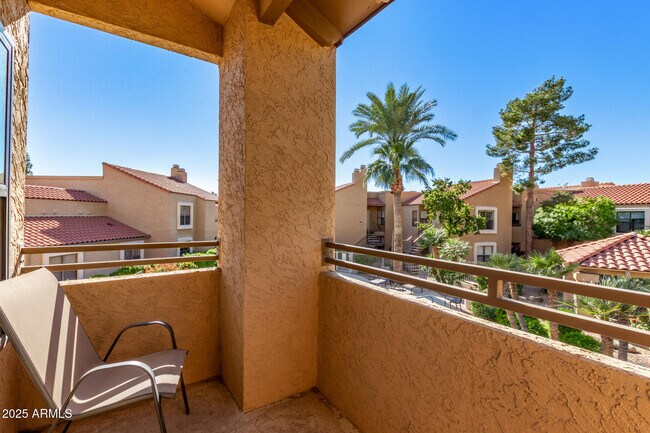 Foto del edificio - 8787 E Mountain View Rd