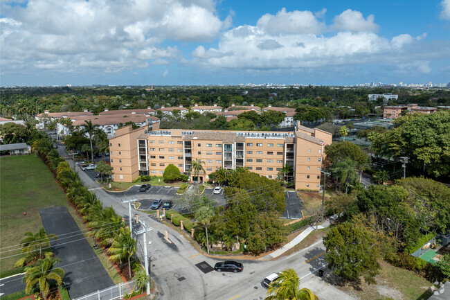 Foto del edificio - The Tennis Club II