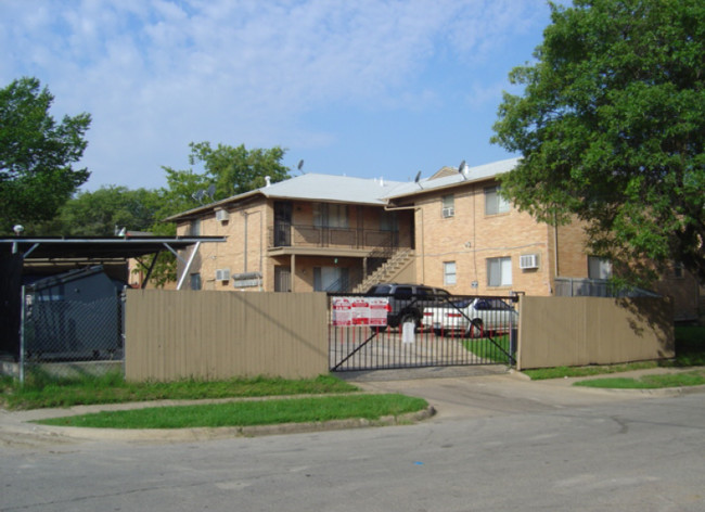 Building Photo - Park Terrace