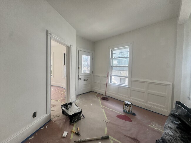 Building Photo - 14 Quint Ave