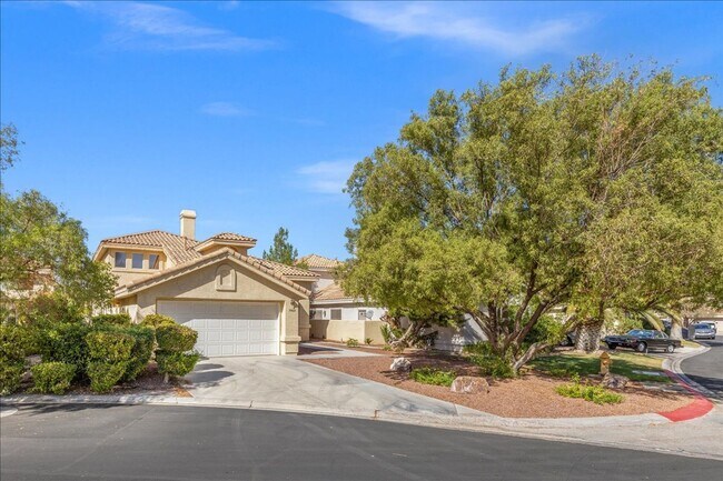Building Photo - Fabulous Home!