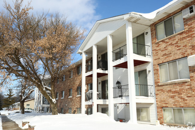 Foto del edificio - Country Manor Apartments