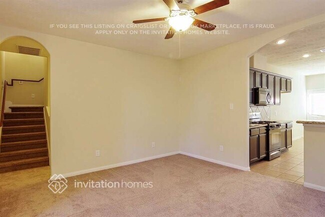 Foto del edificio - 30615 Woodson Trace Dr
