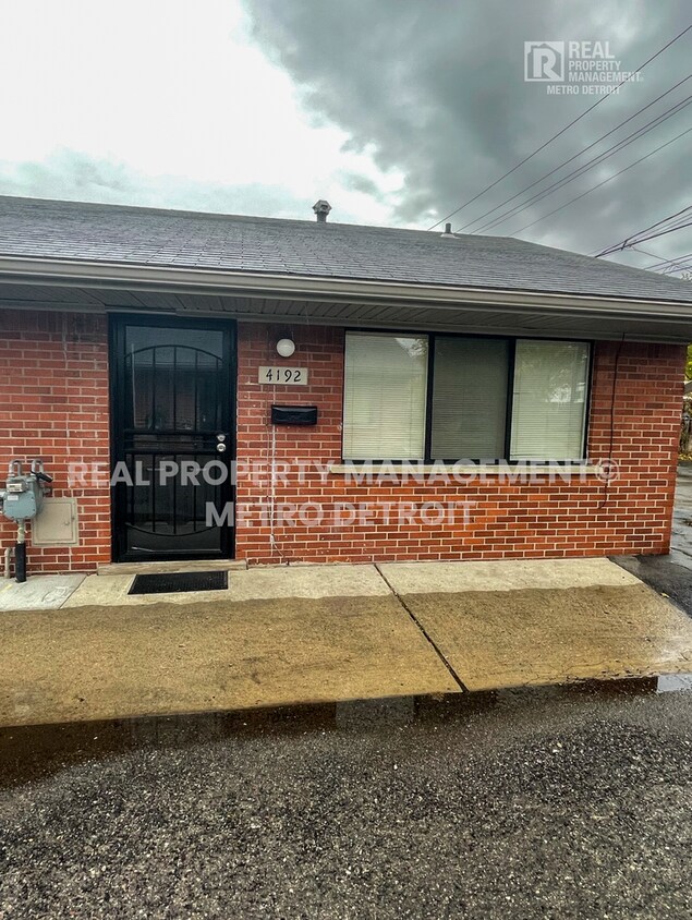 Foto principal - 4192 Drouillard St