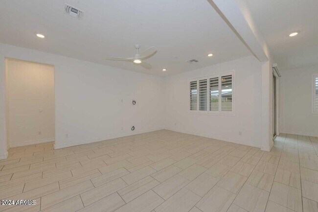 Building Photo - 29758 N 114th Dr