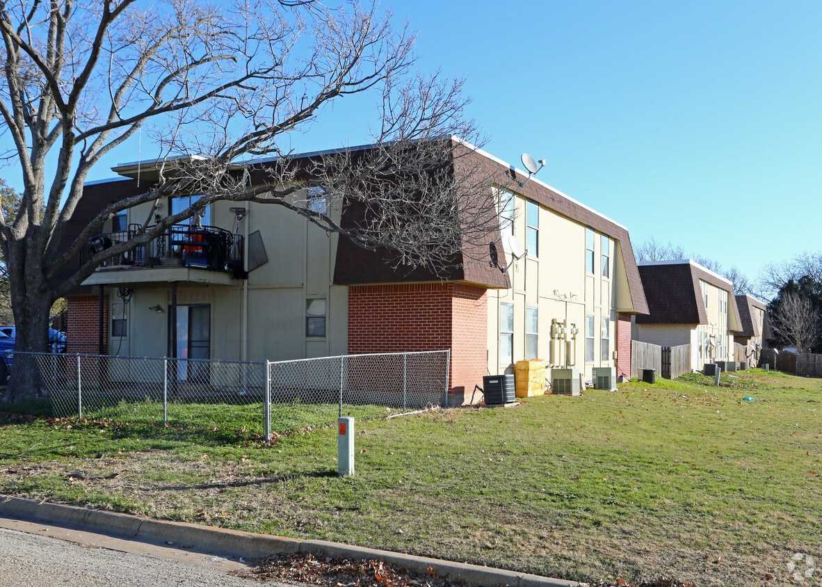 Building Photo - Berke Place