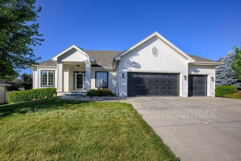 18121 Van Camp Dr, Omaha, NE 68130 House Rental in Omaha, NE