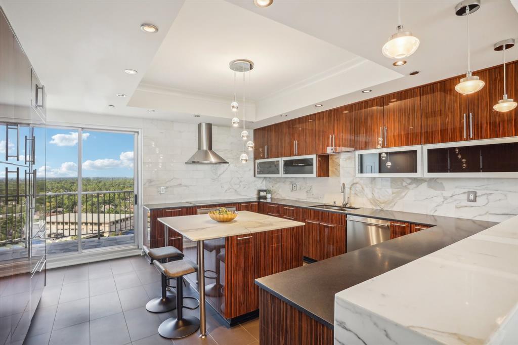 Foto principal - 121 N Post Oak Ln