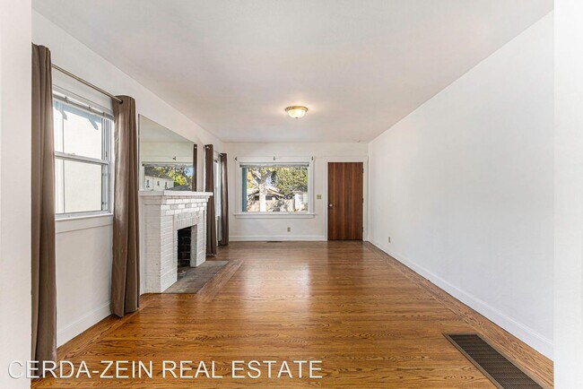 Building Photo - 2 br, 1 bath House - 1621 Wood St