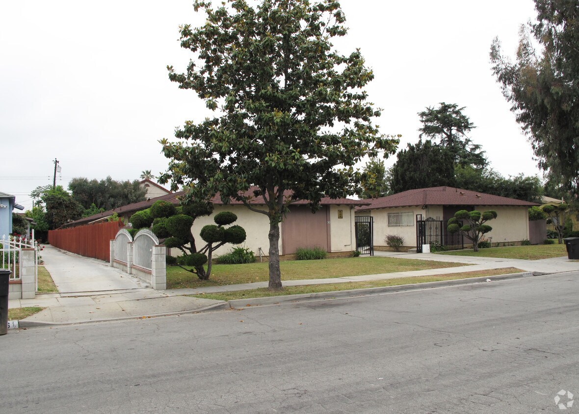 Foto del edificio - 412-414 N McPherrin Ave