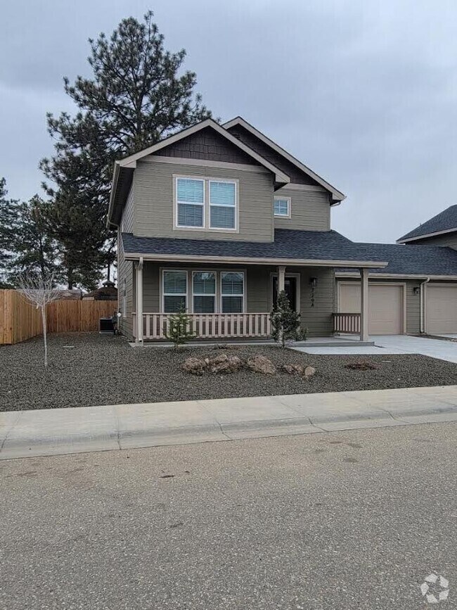Building Photo - 729 Old Glory Wy