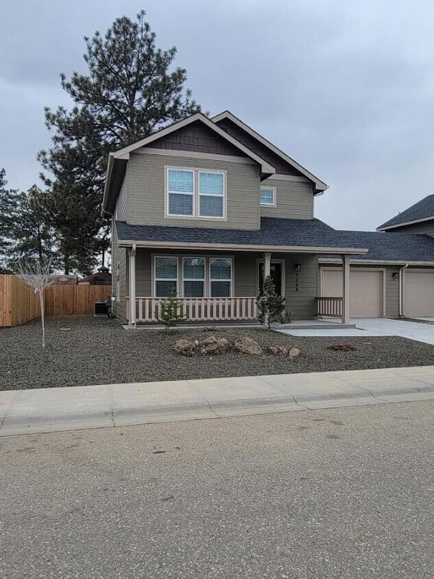 Foto principal - 729 Old Glory Wy