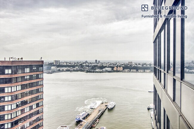 Foto del edificio - 635 W 42nd St