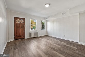 Building Photo - 1222 Oronoco St
