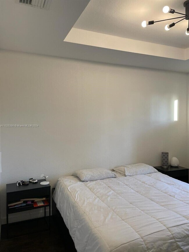 Foto del edificio - 11524 SW 250th St