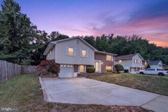Building Photo - 2903 Ivy Bridge Rd