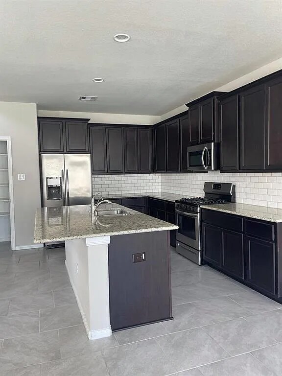 Foto del edificio - 3413 Harvest Meadow Ln