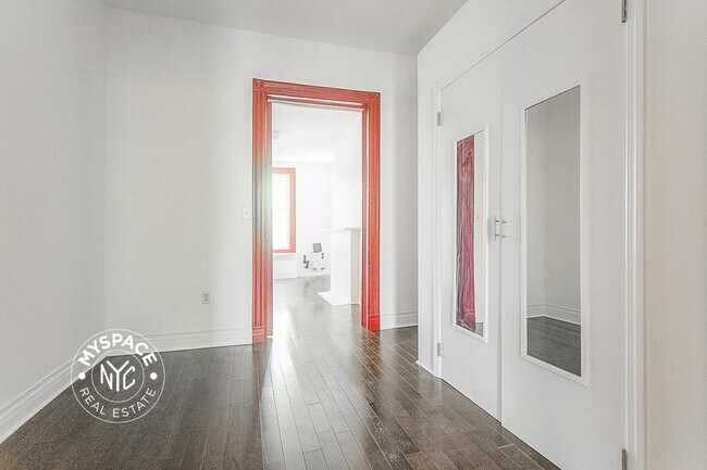 Foto del edificio - 1279 St Marks Ave