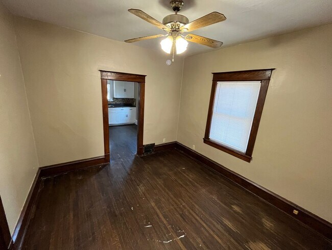 Foto del edificio - Fantastic 2 Bed 1 Bath Single Family Home in St. Paul! View and Get Approved TODAY!