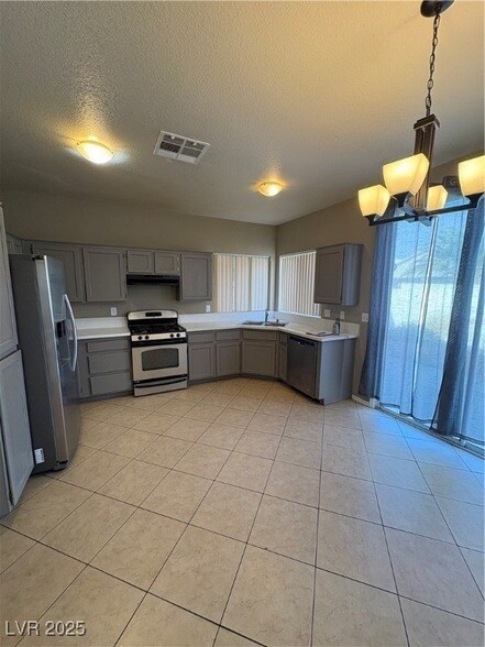 Foto del edificio - 1532 Honey Vista Ln
