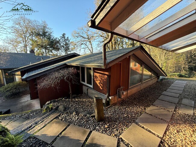 Foto del edificio - 1808 E 28th Ave