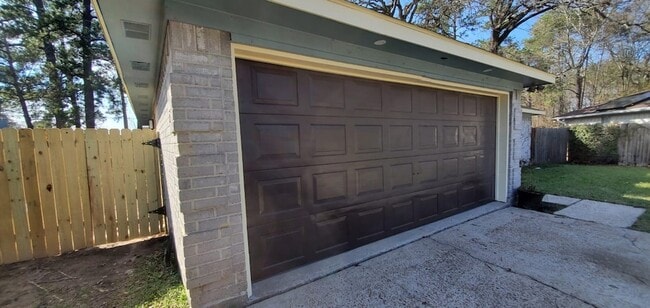 Building Photo - 23431 Dew Wood Ln