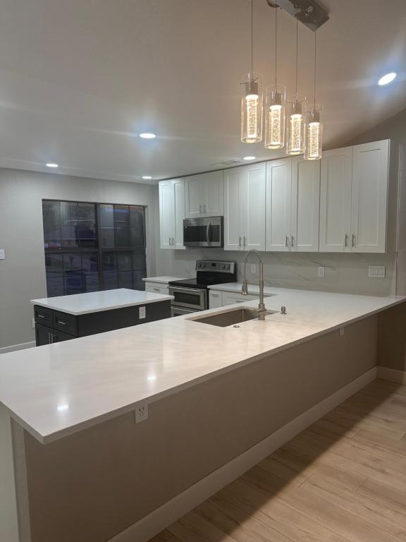 Foto del edificio - 2415 Amber Hill Ln