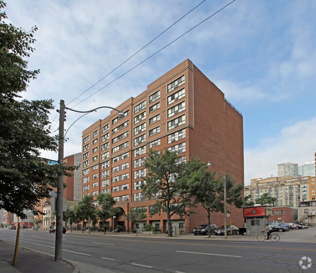 Building Photo - Hazelburn Co-operative Homes Of Toronto