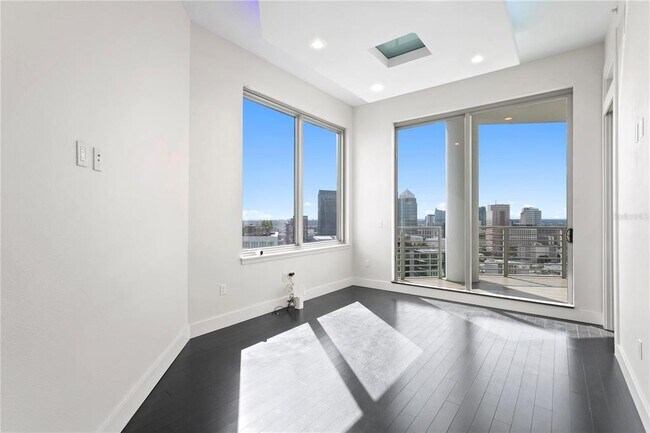 Foto del edificio - 449 S 12th St