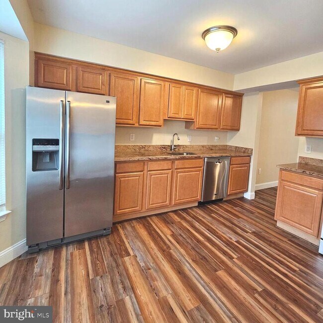 Building Photo - 7811 Wintercress Ln