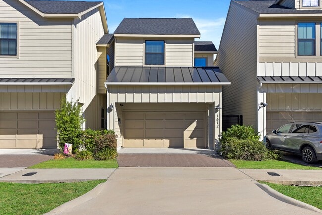 Building Photo - 1612 Northwood St