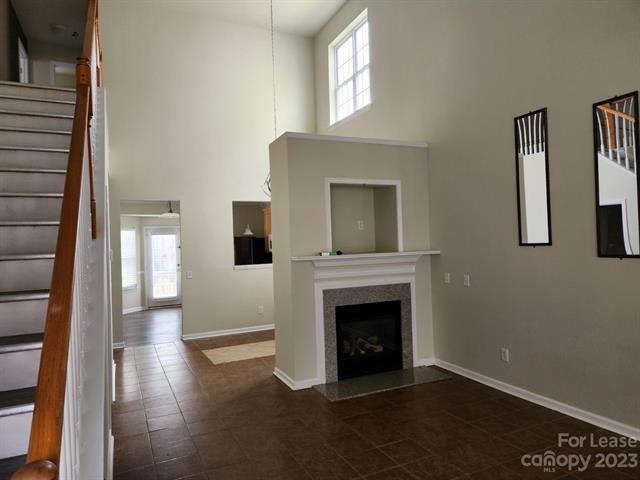 Building Photo - 9032 Holland Park Ln