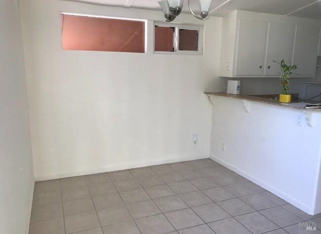 Building Photo - 1173 Hexem Ave